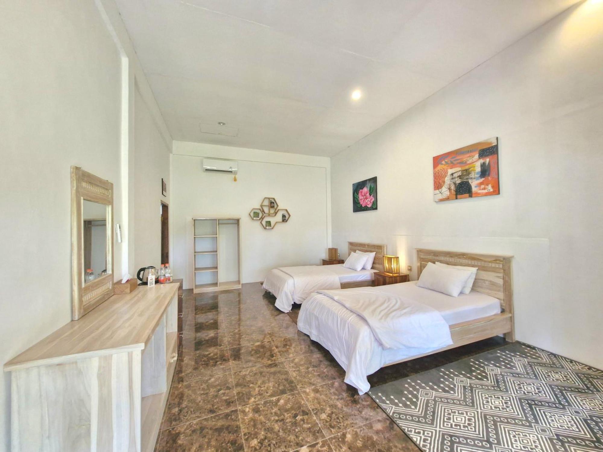 Peraja Bungalows Loyok Sangyang Екстер'єр фото